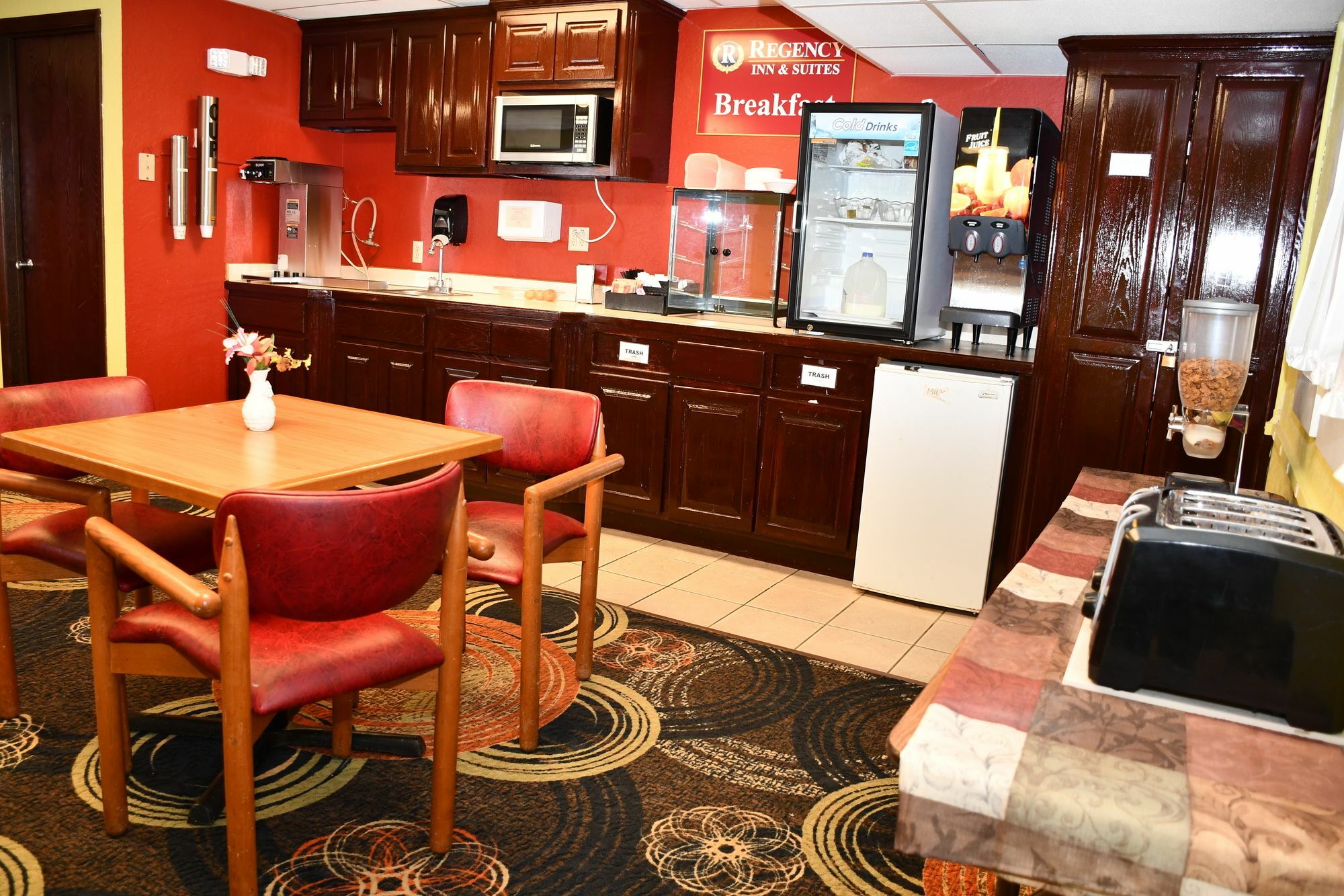 Regency Inn & Suites Faribault Buitenkant foto