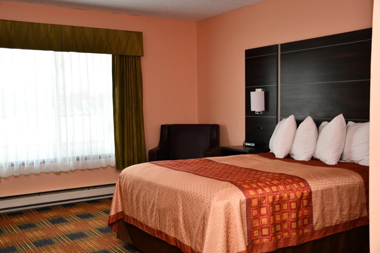 Regency Inn & Suites Faribault Buitenkant foto