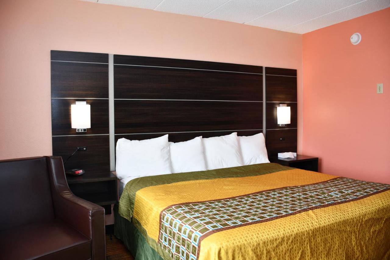 Regency Inn & Suites Faribault Buitenkant foto