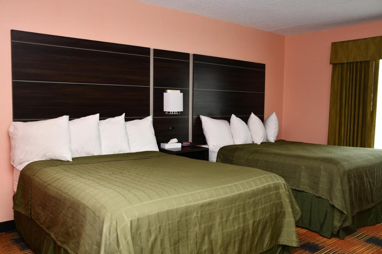 Regency Inn & Suites Faribault Buitenkant foto