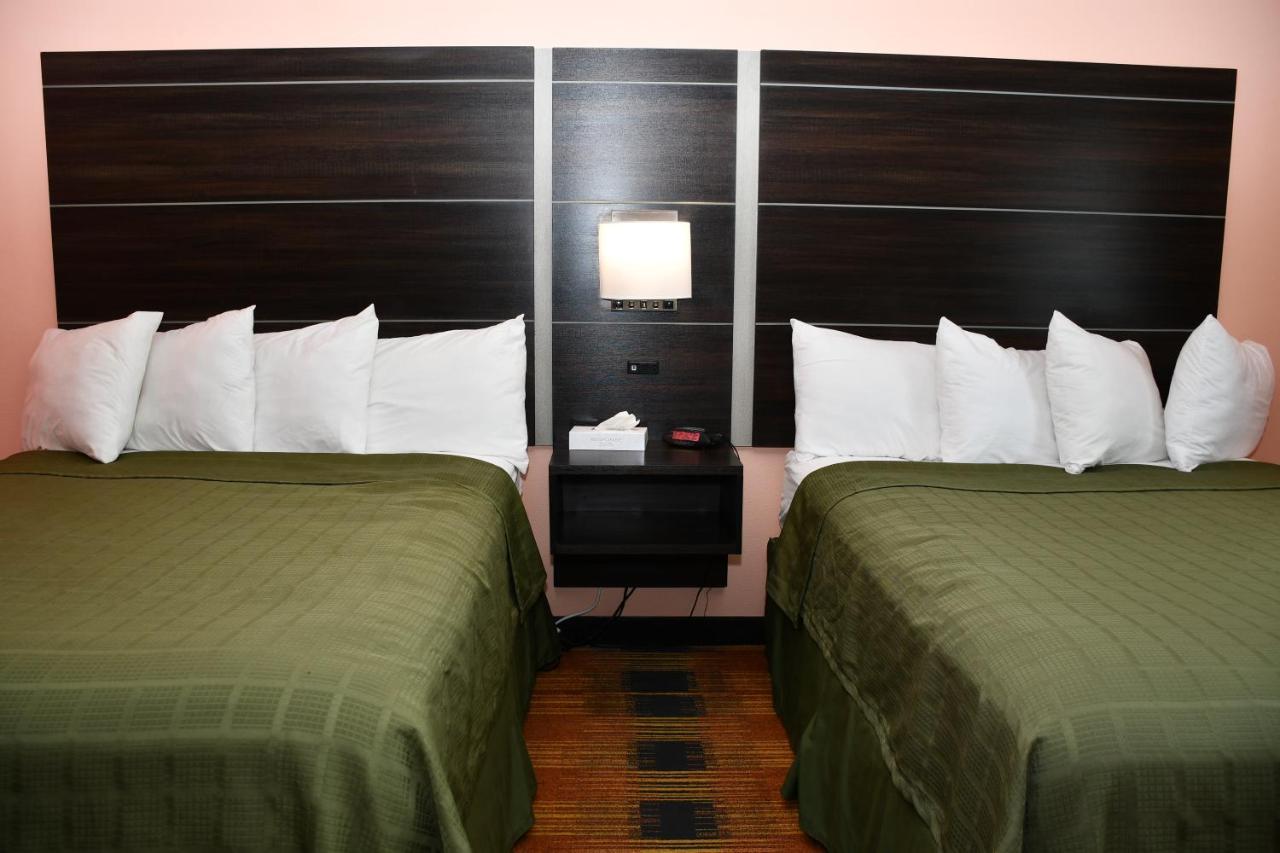 Regency Inn & Suites Faribault Buitenkant foto